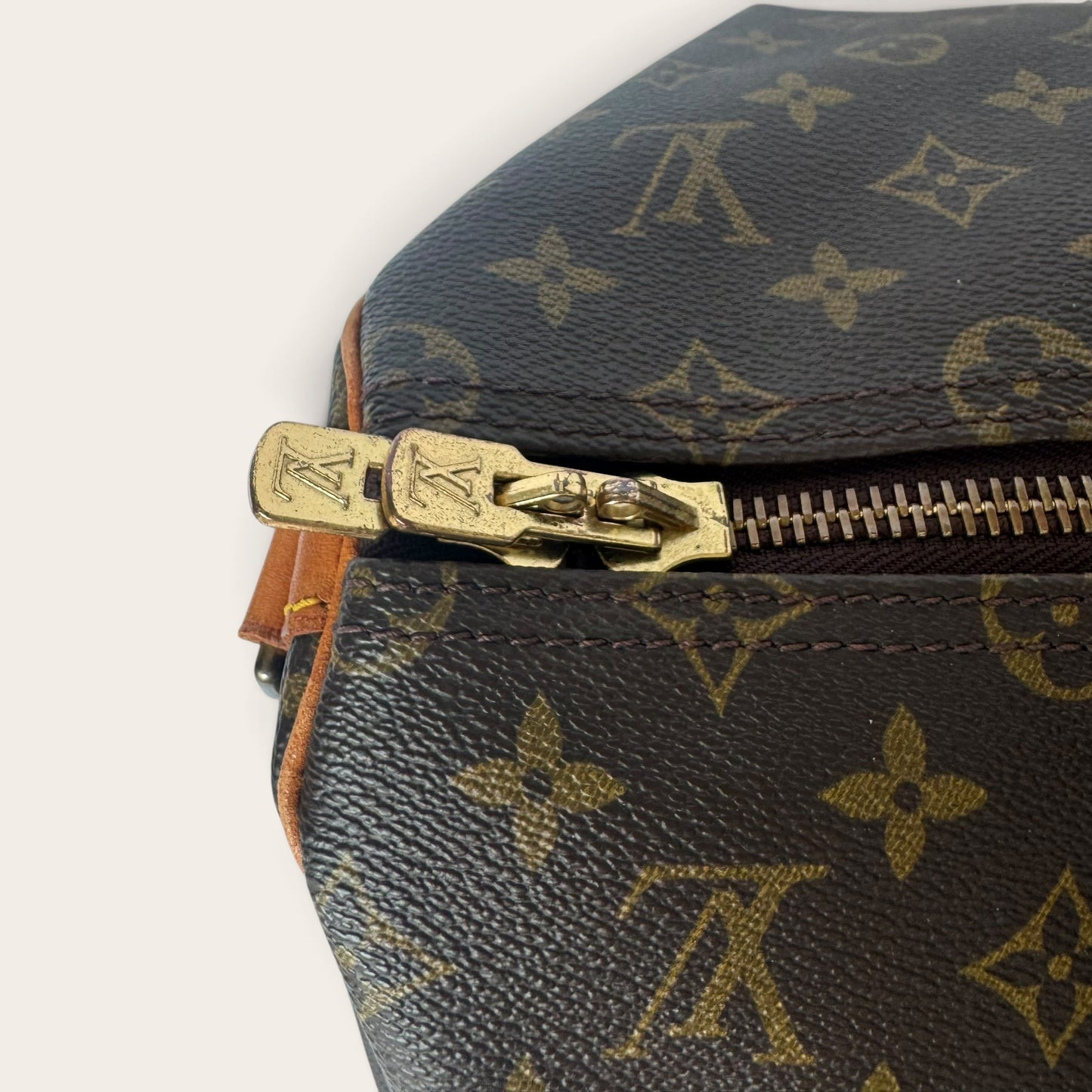 Louis Vuitton Keepall 55 Bandoulière