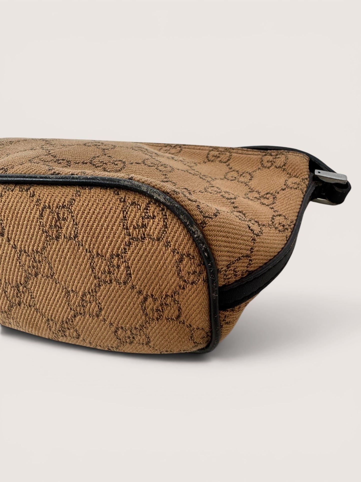 Gucci Boat Bag - GG Supreme Monogram Fabric