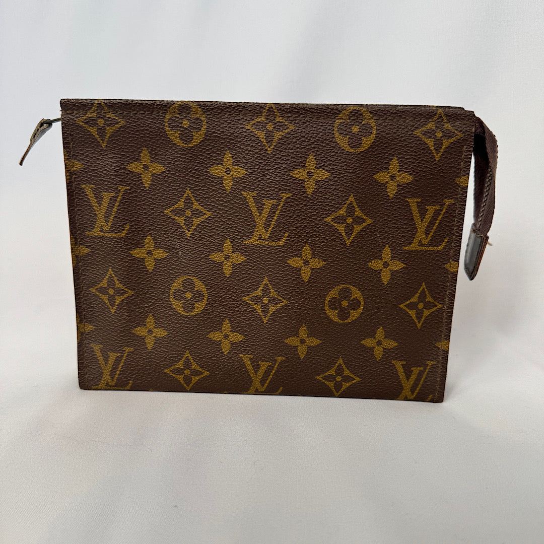 Louis Vuitton Toiletry Pouch 19 – Monogram Canvas