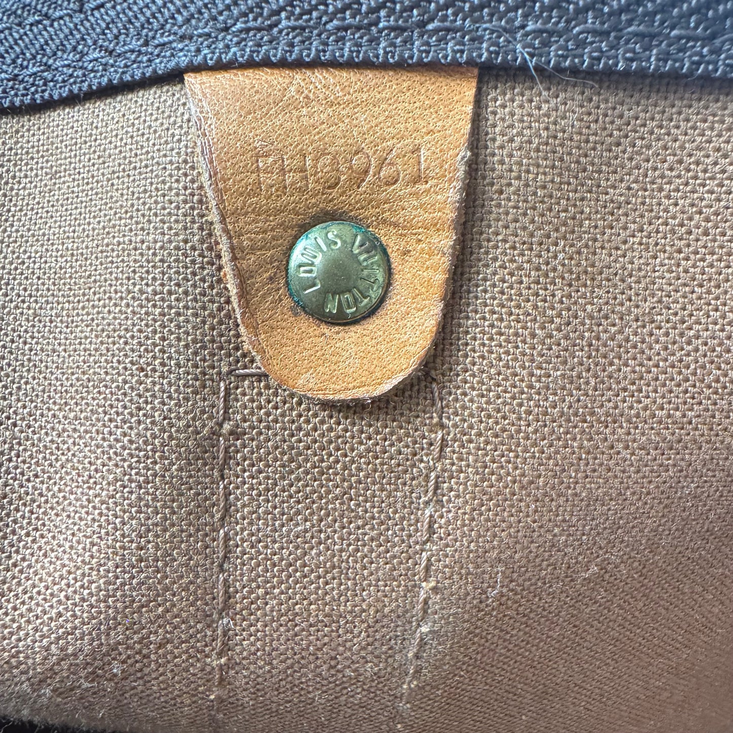 Louis Vuitton Keepall 55 Bandoulière