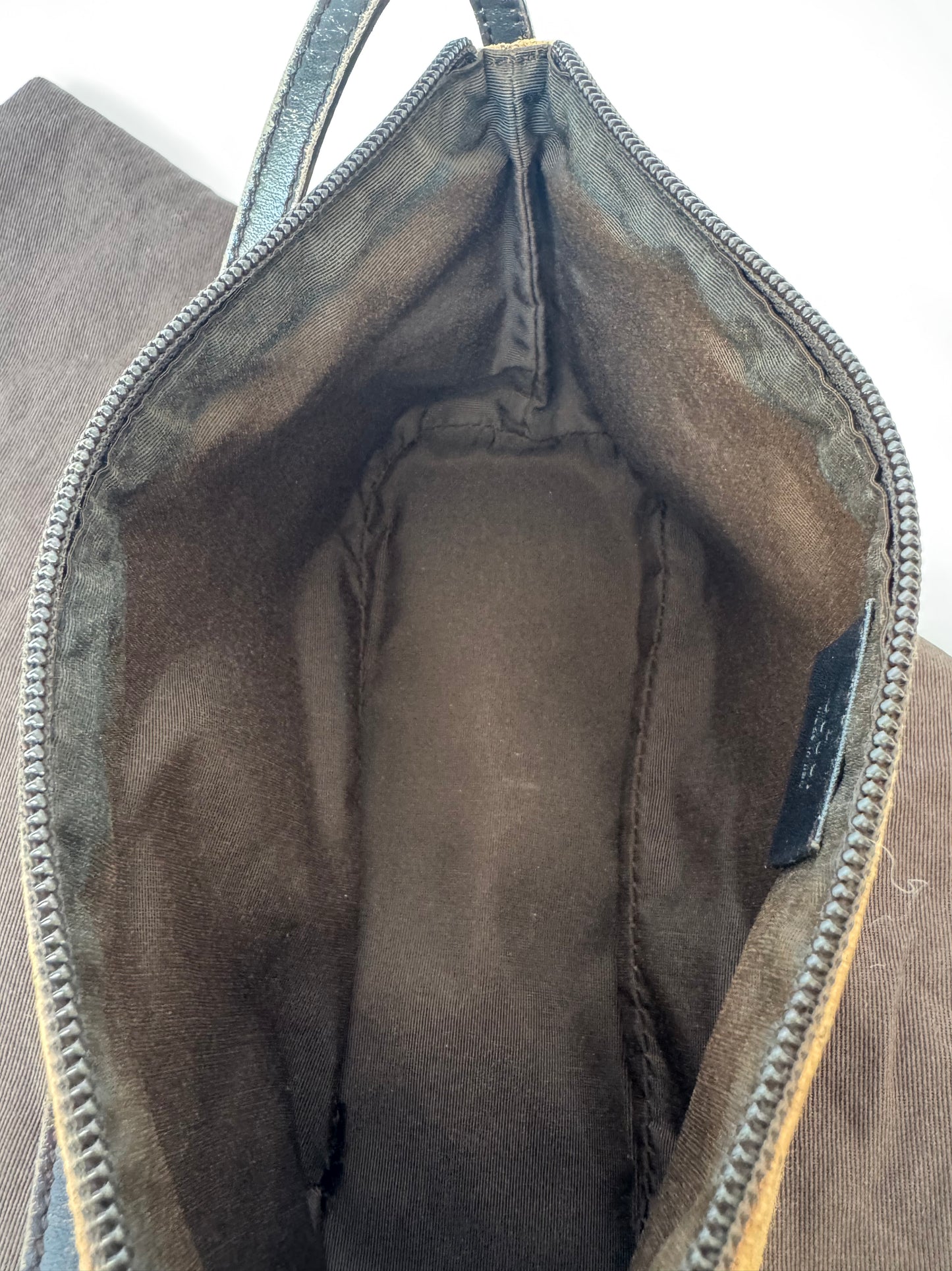 Gucci Boat Bag - GG Supreme Monogram Fabric