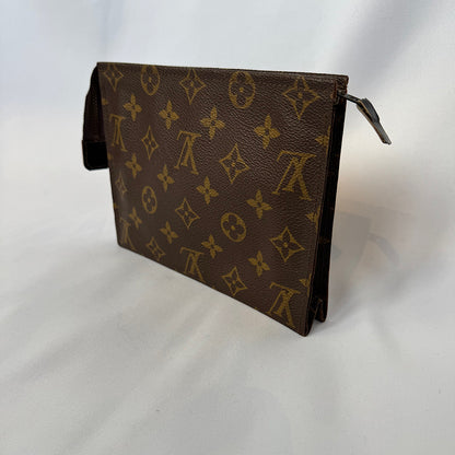 Louis Vuitton Toiletry Pouch 19 – Monogram Canvas